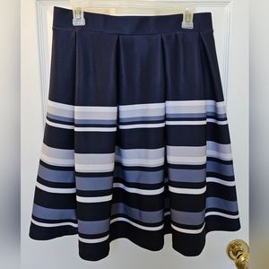 Cato size M pleated navy blue striped skirt
